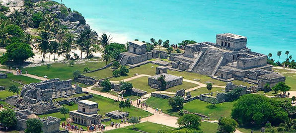 Vue de drone site archéologique Tulum