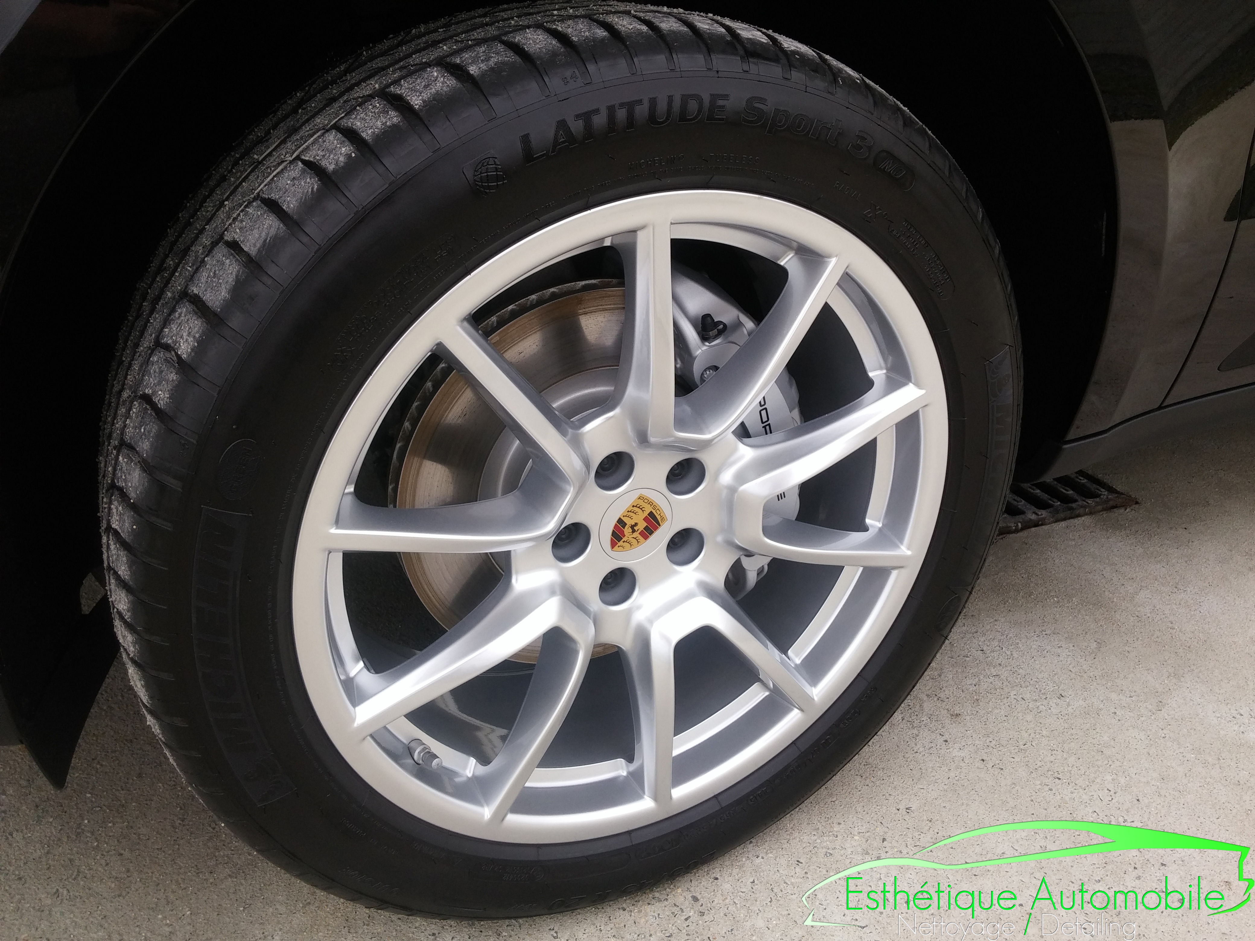 Porsche Macan S