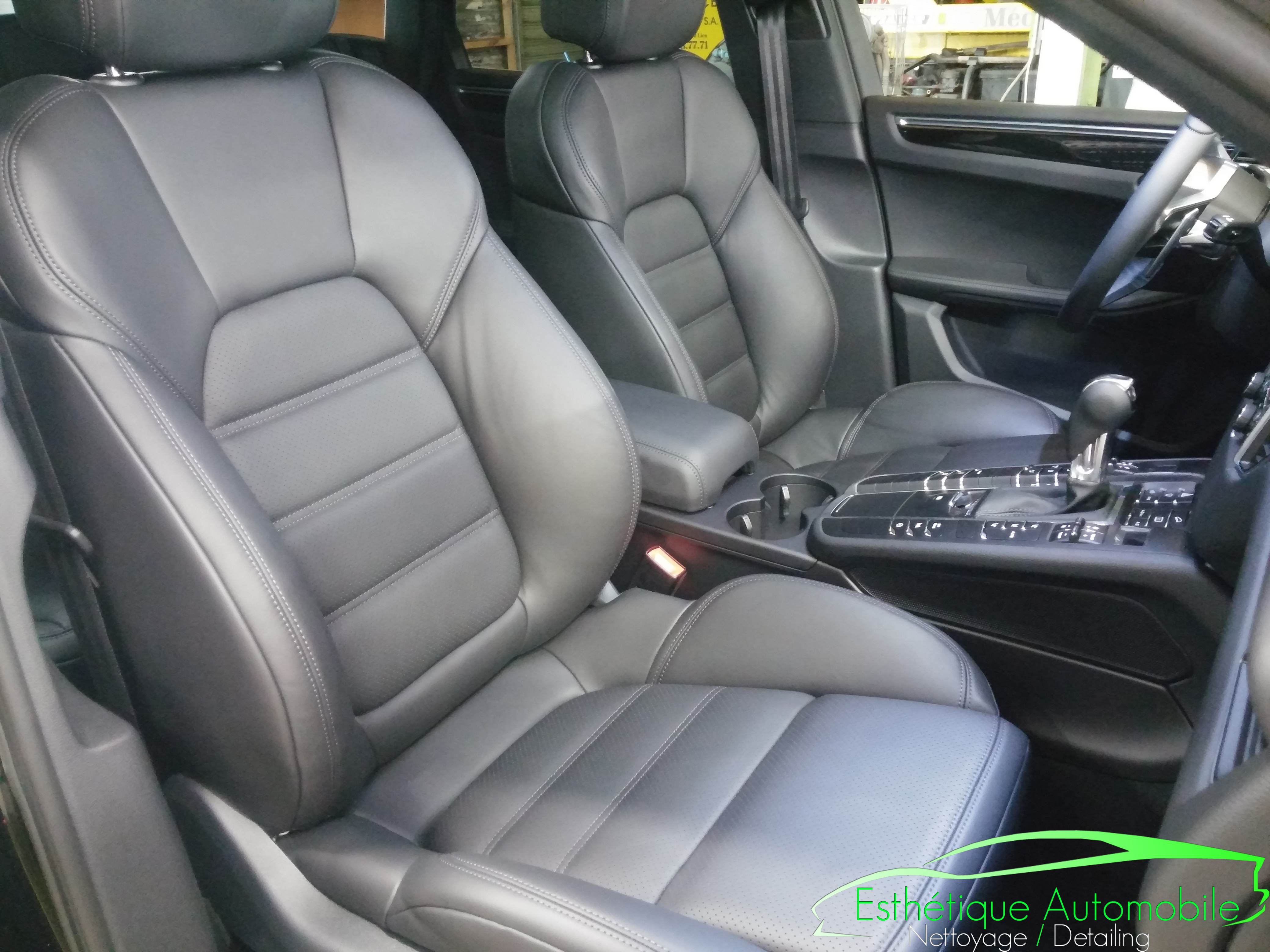 Porsche Macan S