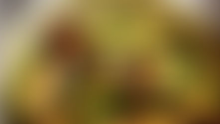 Cabbage salad with candied nuts