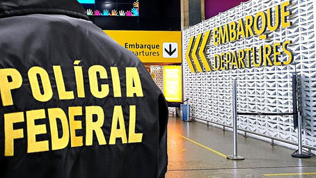 PF prende passageiros no Aeroporto de Guarulhos
