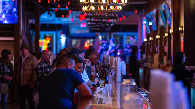 Nudie's Honky Tonk interior and Broadway atmosphere