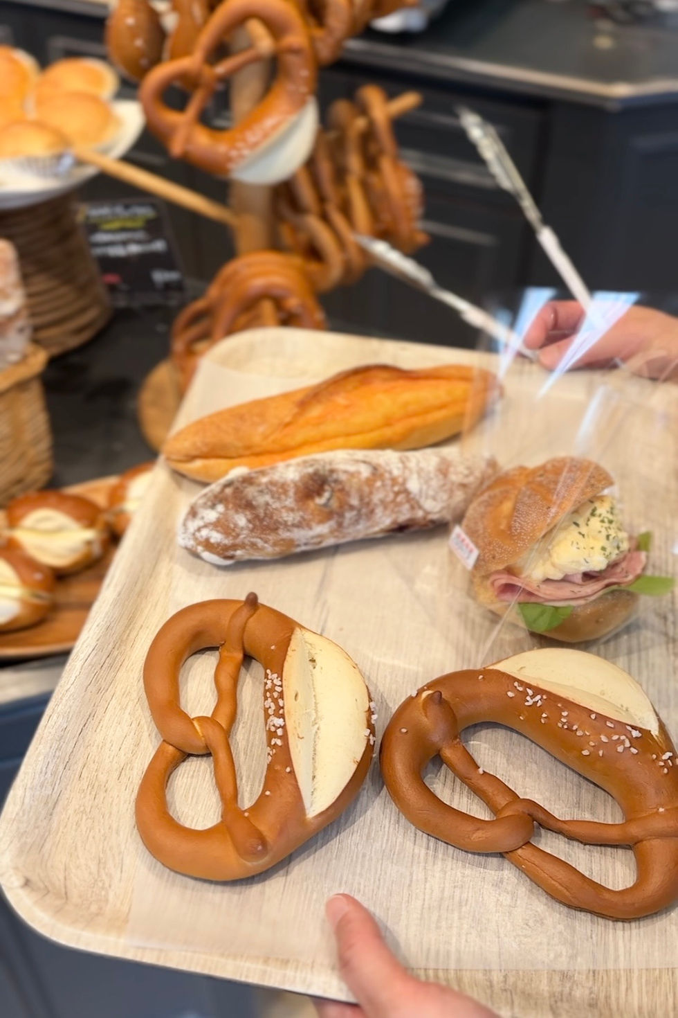 塩分補給にバッチリだったプレッチェル✨他のパンも気になる!