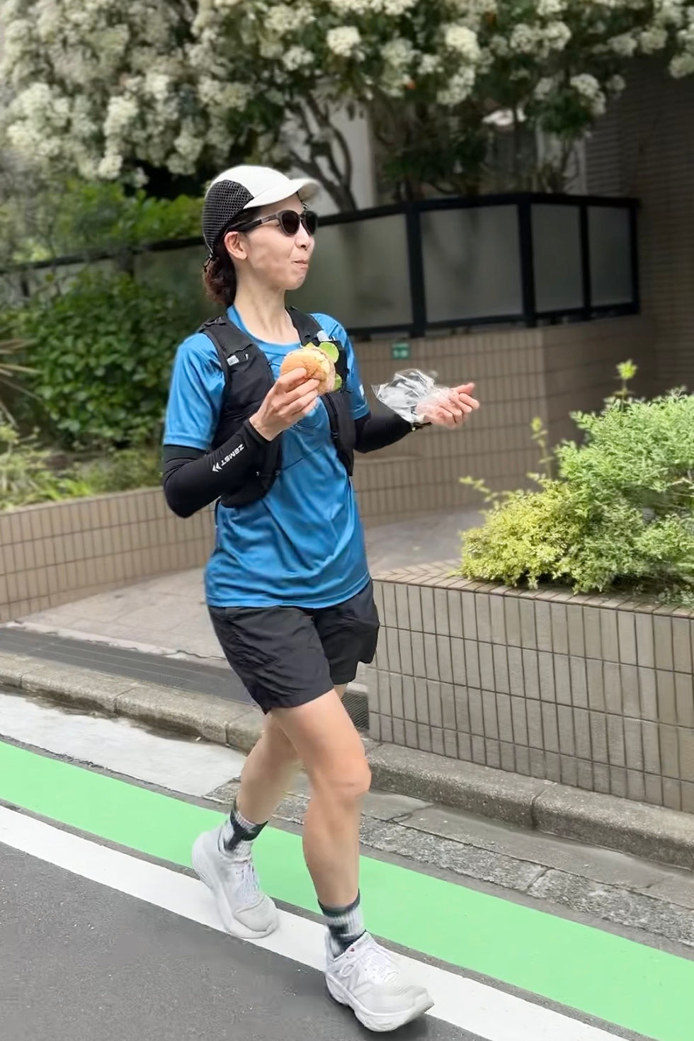 たまごサンドはゆっくり味わいたい、笑