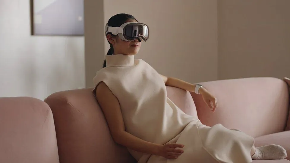 Apple Vision Pro Immersive Entertainment Experiences