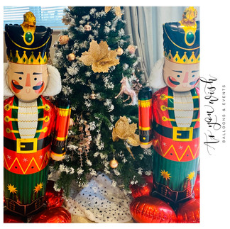 5ft Nutcrackers