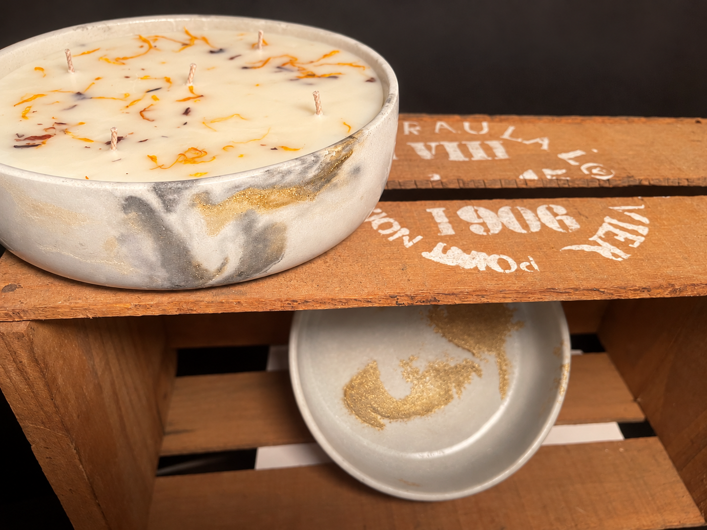 Large Smooth Concrete Bowl Candle — 30 oz
