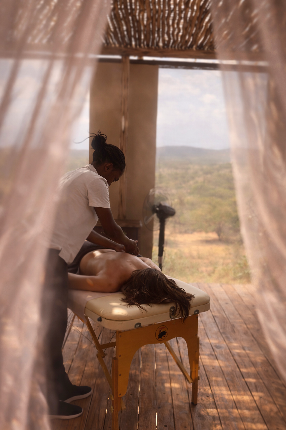 Massage Treatments in the Kalahari at Otjimbondona Kalahari Lodge