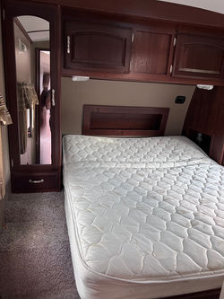 Outback front bedroomk