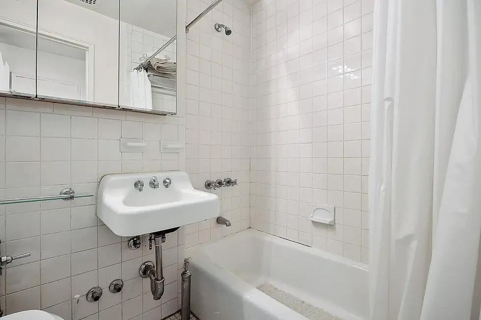 166 W 76th_5B_7.webp