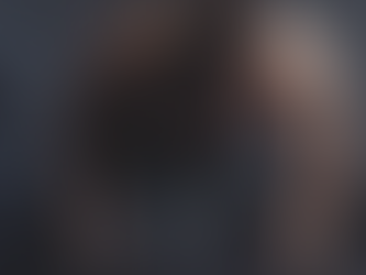 HOMBRE REALIZANDO PUSH UPS