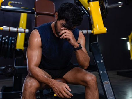 Pequeños cambios diarios que aceleran tu progreso en el gimnasio