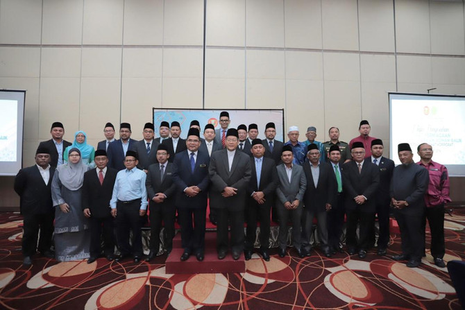 BDB Serah Zakat Perniagaan Kepada Lembaga Zakat Negeri Kedah Darul Aman.