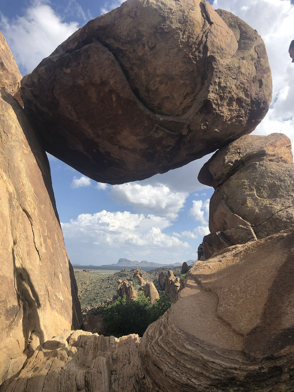 Balanced Rock Big Bend