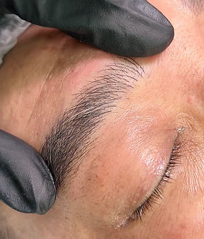 Men's brow Microblading