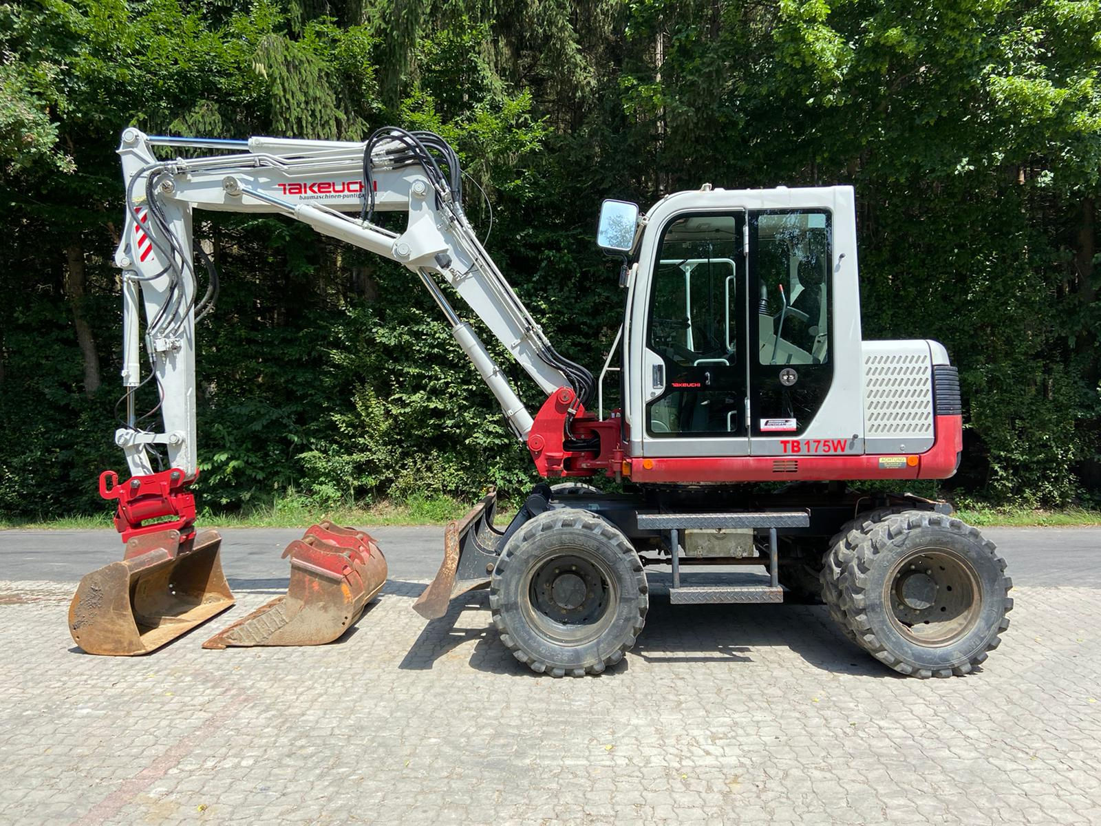 TAKEUCHI TB175 W
8,6T