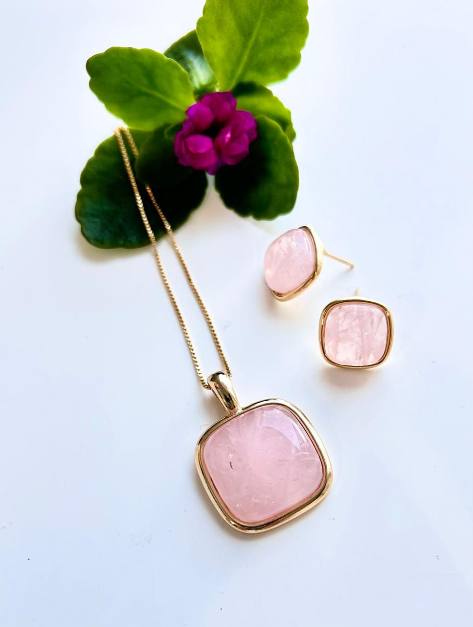 Conjunto Quartzo Rosa Possebon