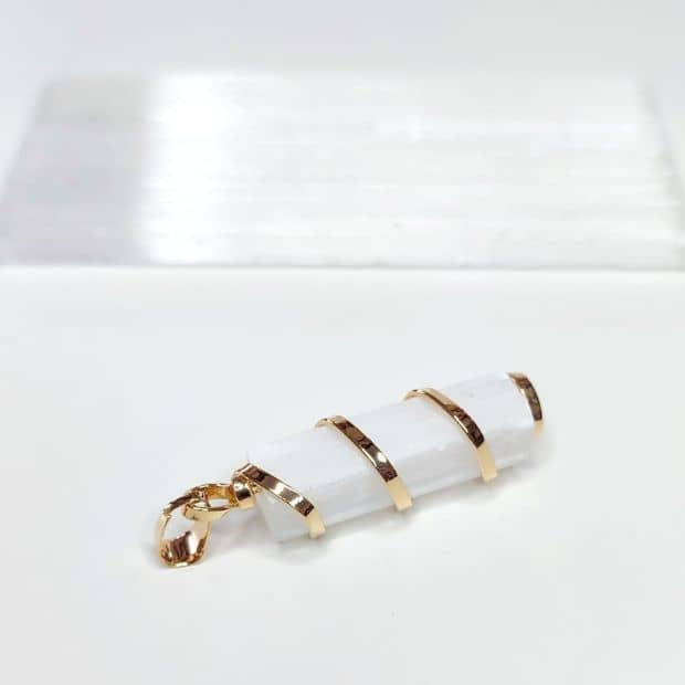 Pingente Selenita Espiral P Dourada / Prateada - Bijuteria