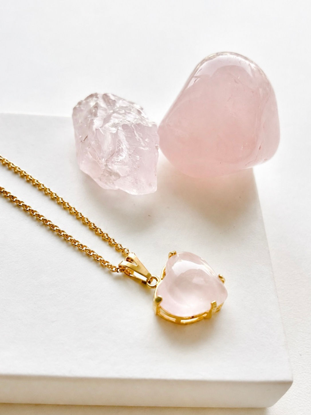 Pingentes Quartzo Rosa Coração com Garras M | Semijoia