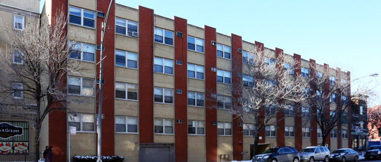6830-n-sheridan-rd-chicago-il-primary-photo.jpg
