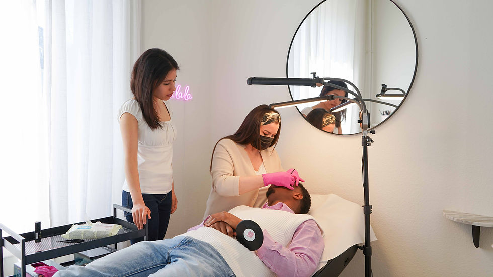 lalaconture_permanent_make_up_studio_bern.jpg