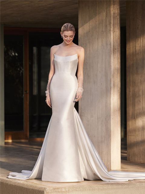 Collections | Tiara Wedding | Orange County Bridal Shop Collections | Tiara Wedding | Orange County Bridal Shop