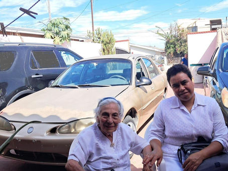 AGRADECIMIENTO A DOÑA GLORIA