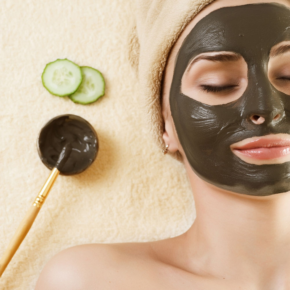 DIY Clay Facial mask using essential oils