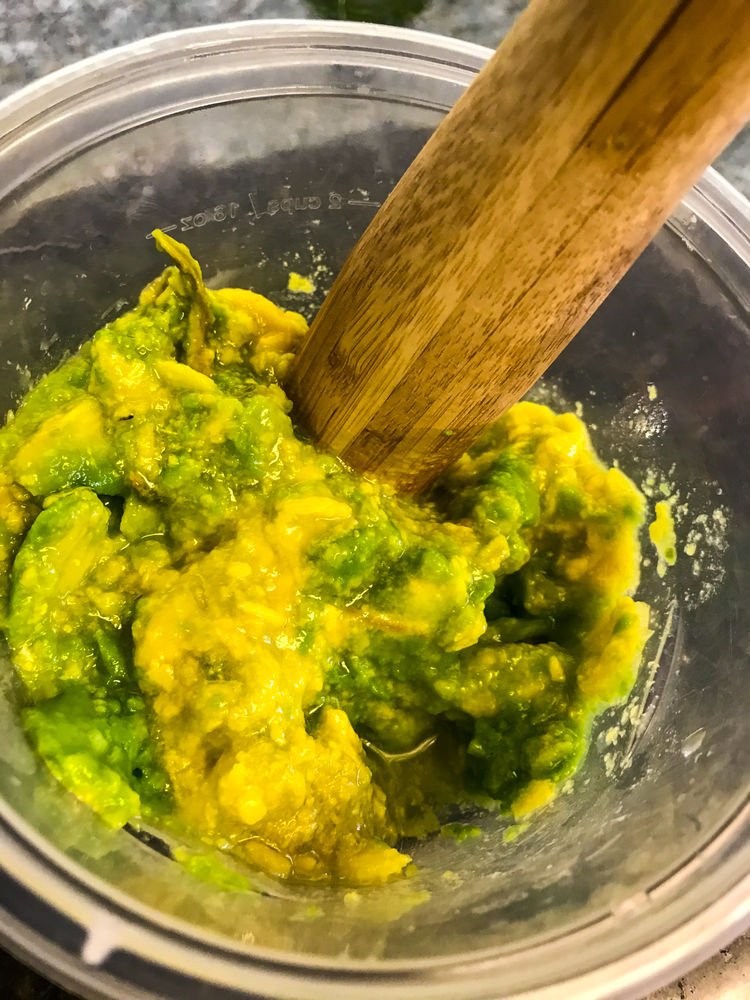 Rocco's Tacos Style Guacamole Recipe Easy and quick to make