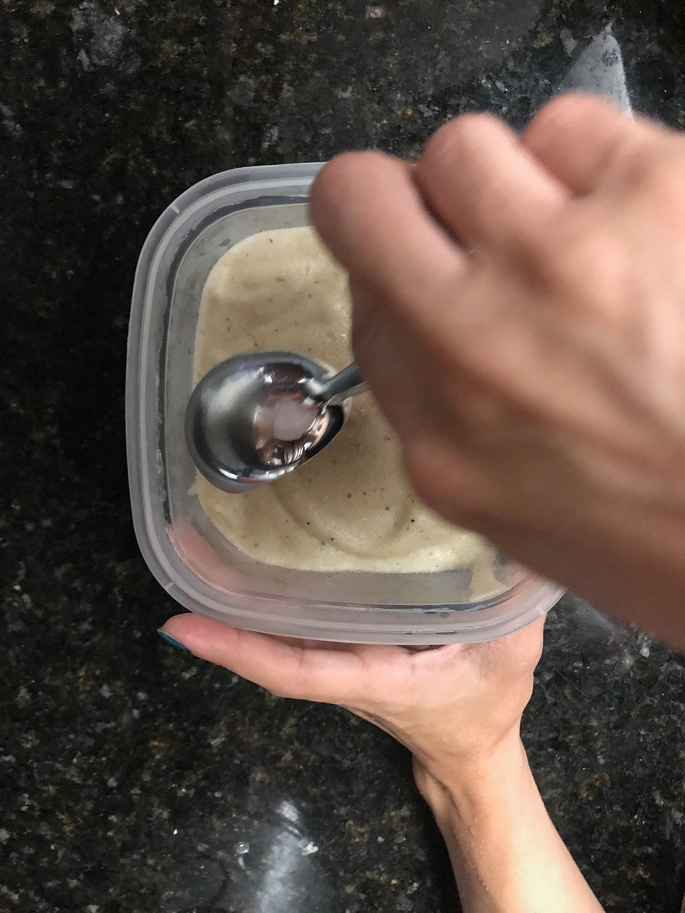 how to turn frozen bananas into ice cream using food processor