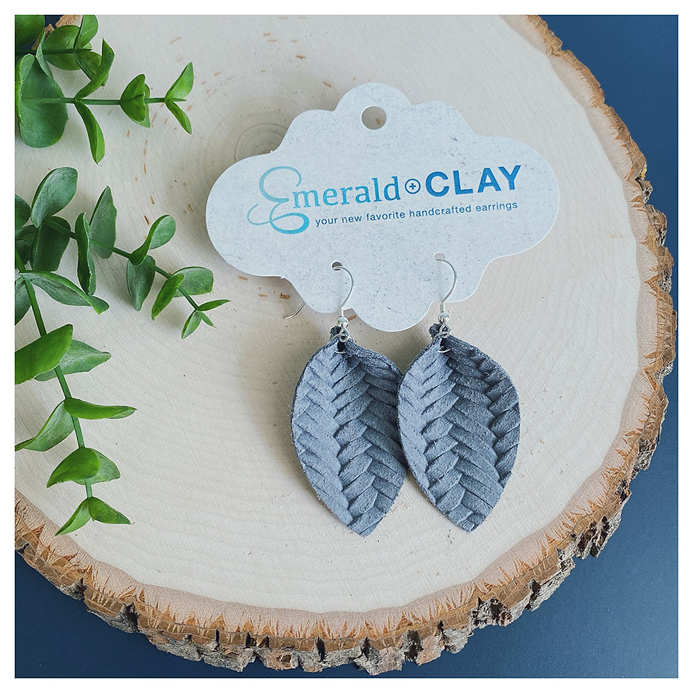 Thumbnail: Fishtail Leather Petals
