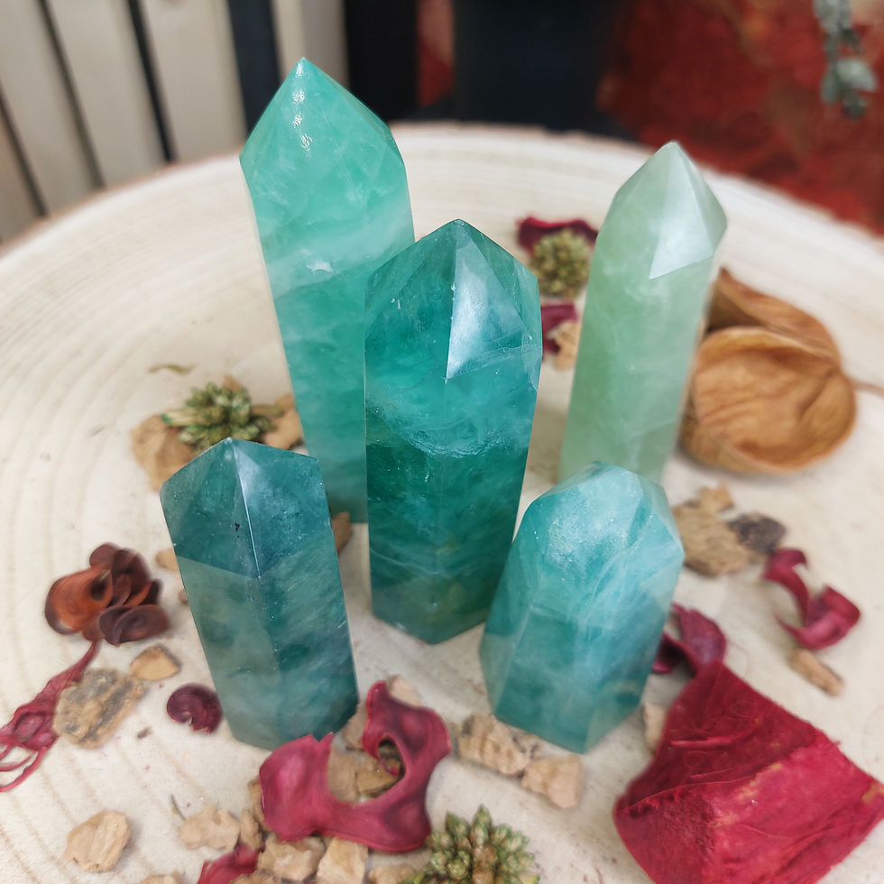Tours de fluorite verte