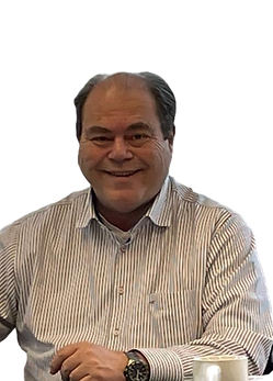 Markus Föhn, Lachender Mann, Lächelnder Mann, gestreiftes Hemd, schwarze Uhr