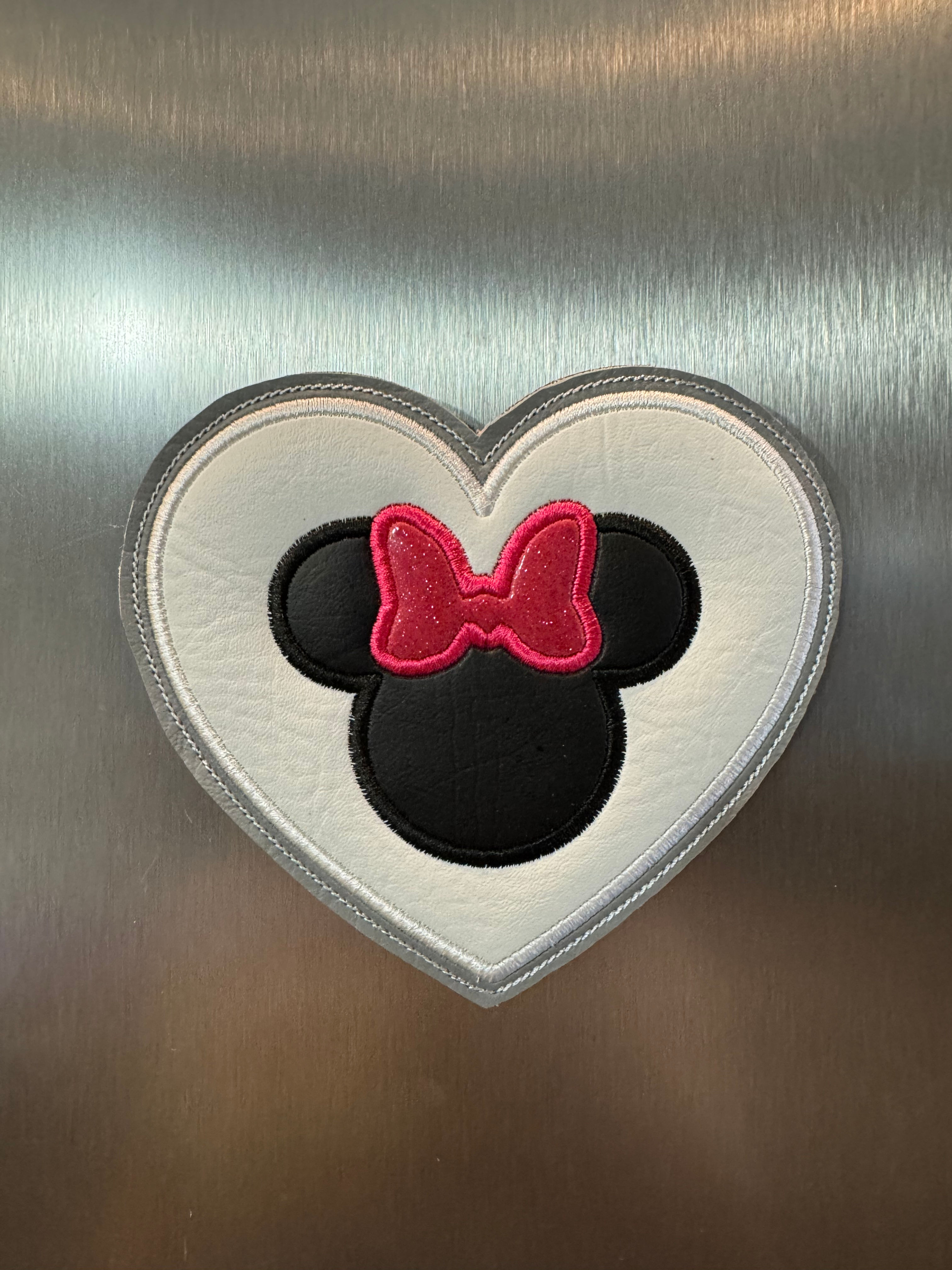 Minnie Heart Magnet