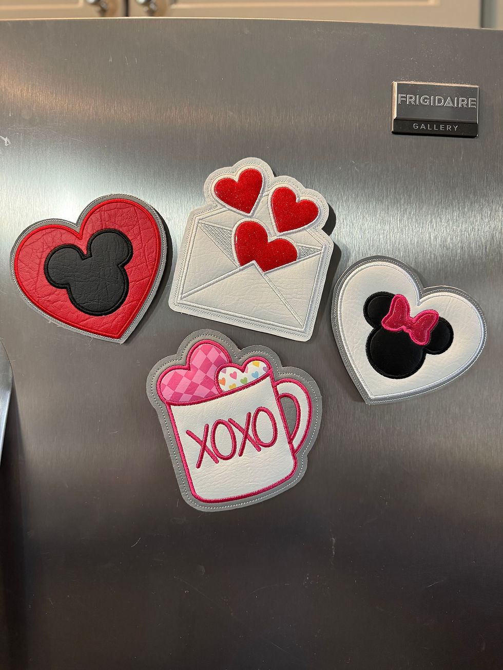 Thumbnail: Mickey Heart Magnet