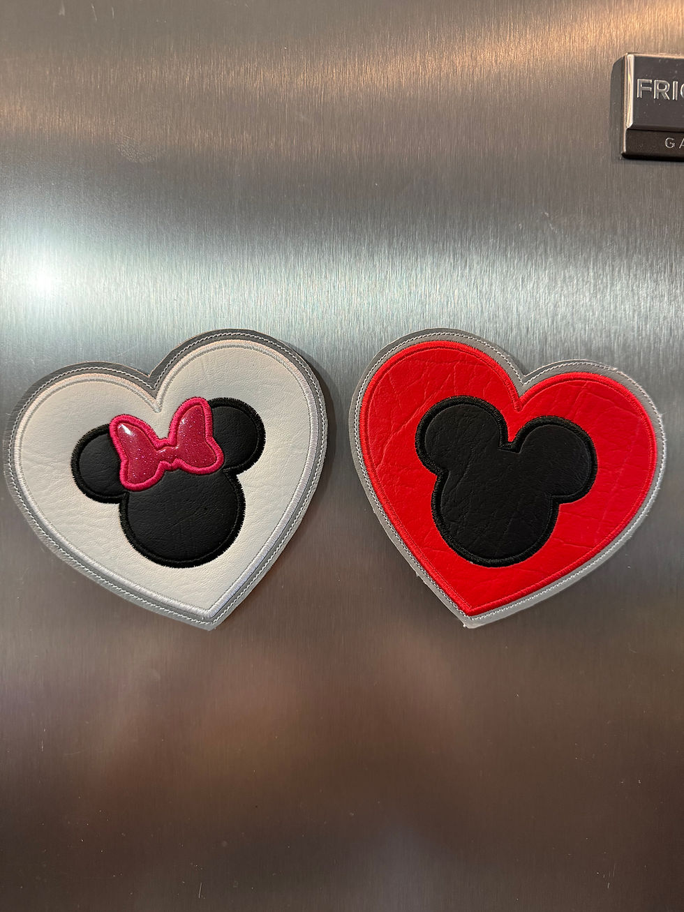 Thumbnail: Mickey Heart Magnet