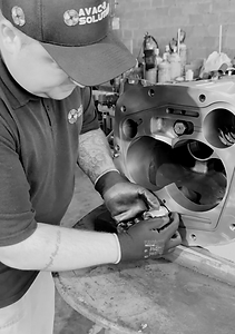 Avaker executando serviço na prática.