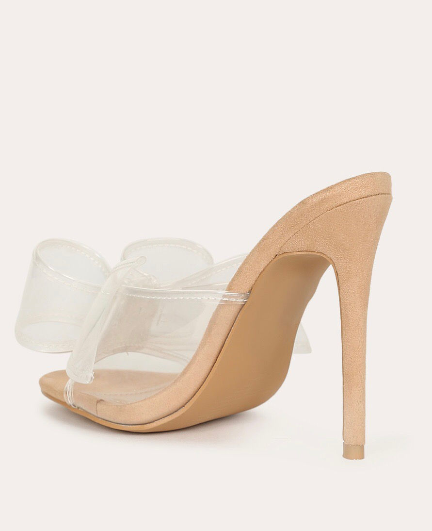 Thumbnail: Clearly Bowtiful Heels
