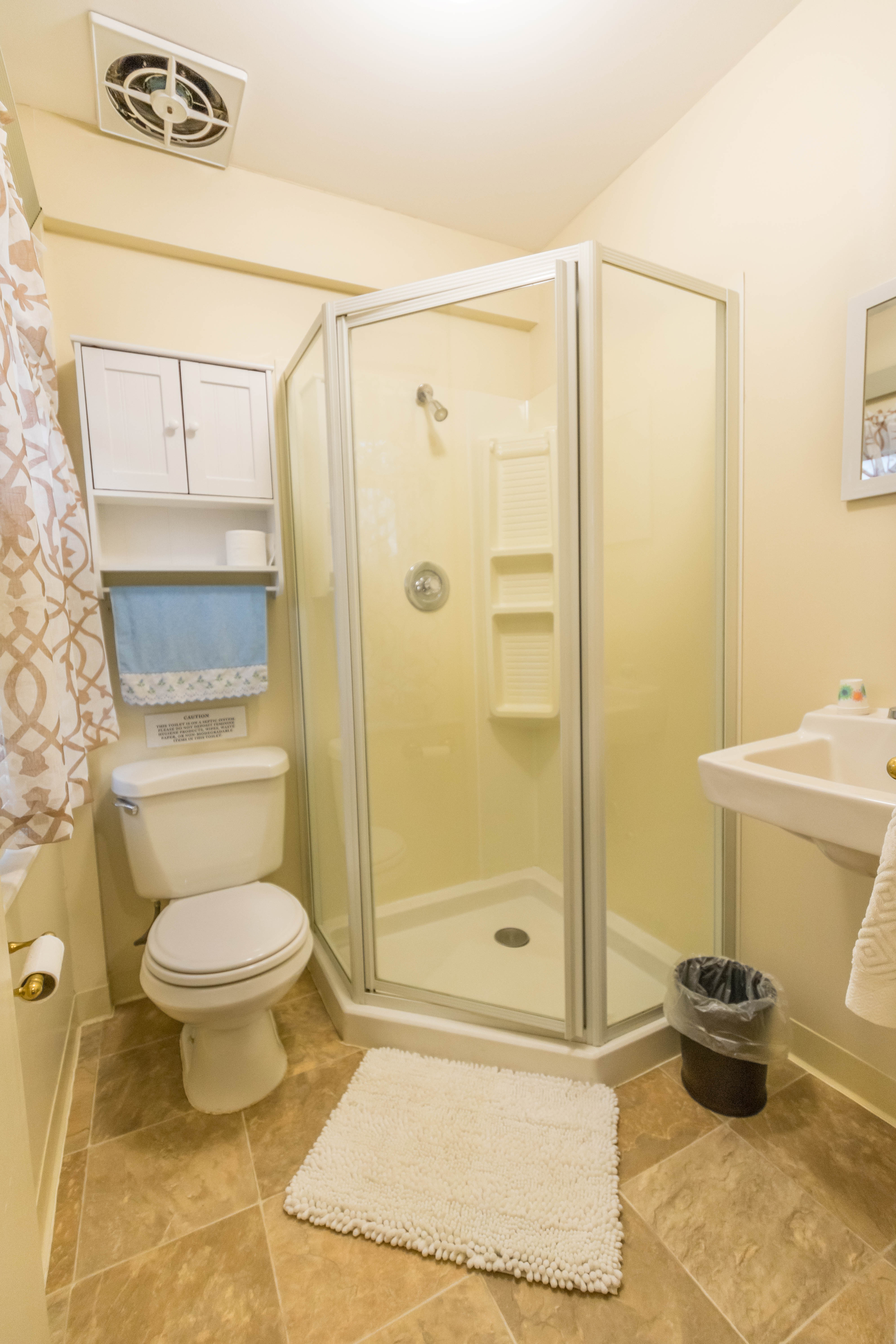 Full Bathroom, Lower Level