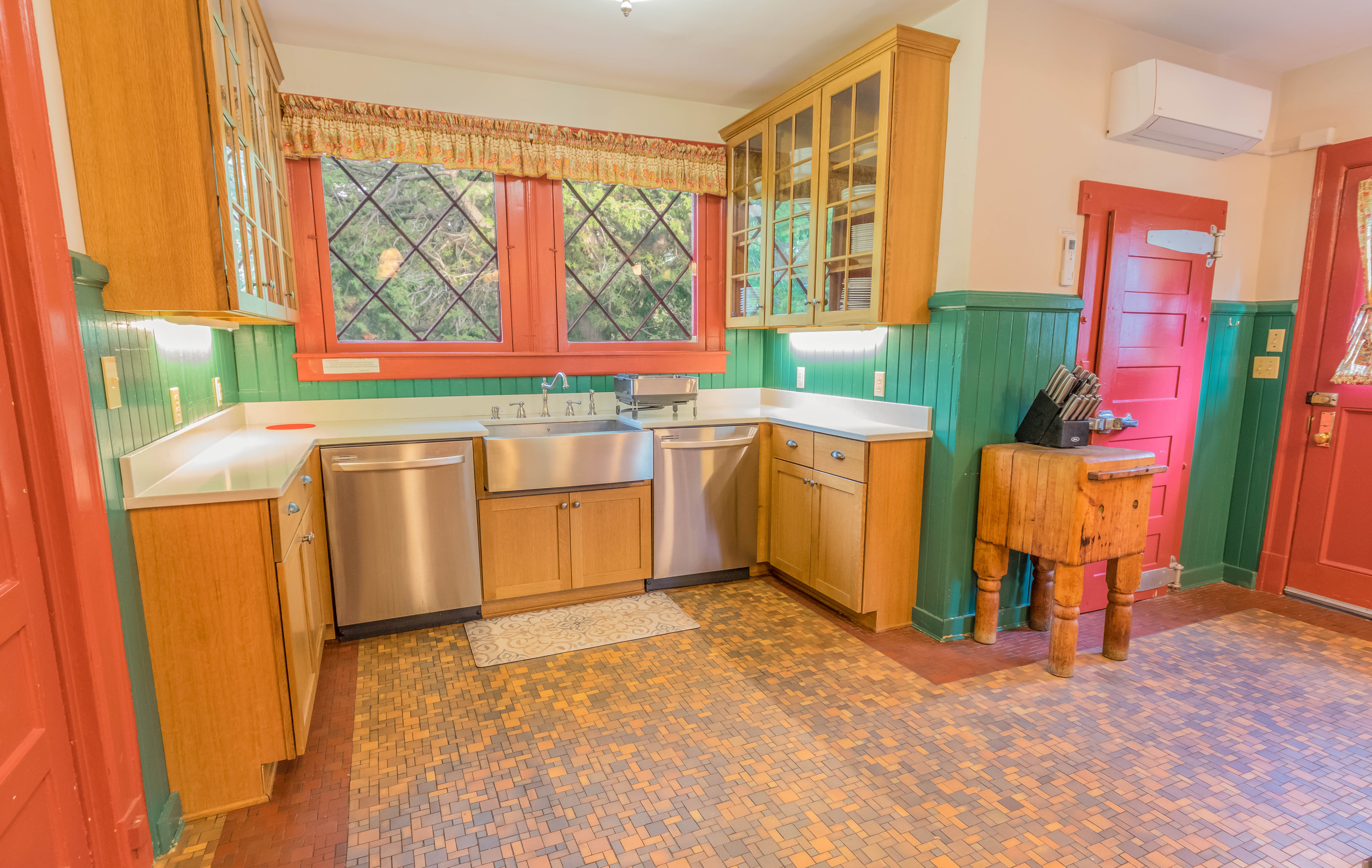 Gourmet Kitchen