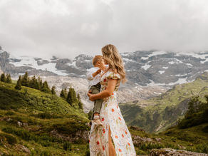 Family Photoshoot in the Swiss Alps