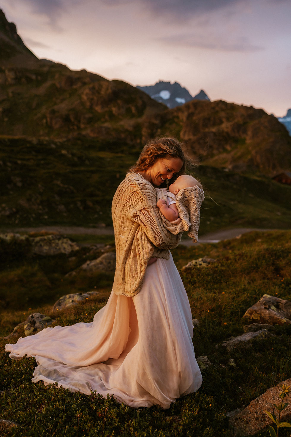 Emotional family photos in the Swiss Alps
