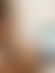 mulher cristã trabalhando com escala