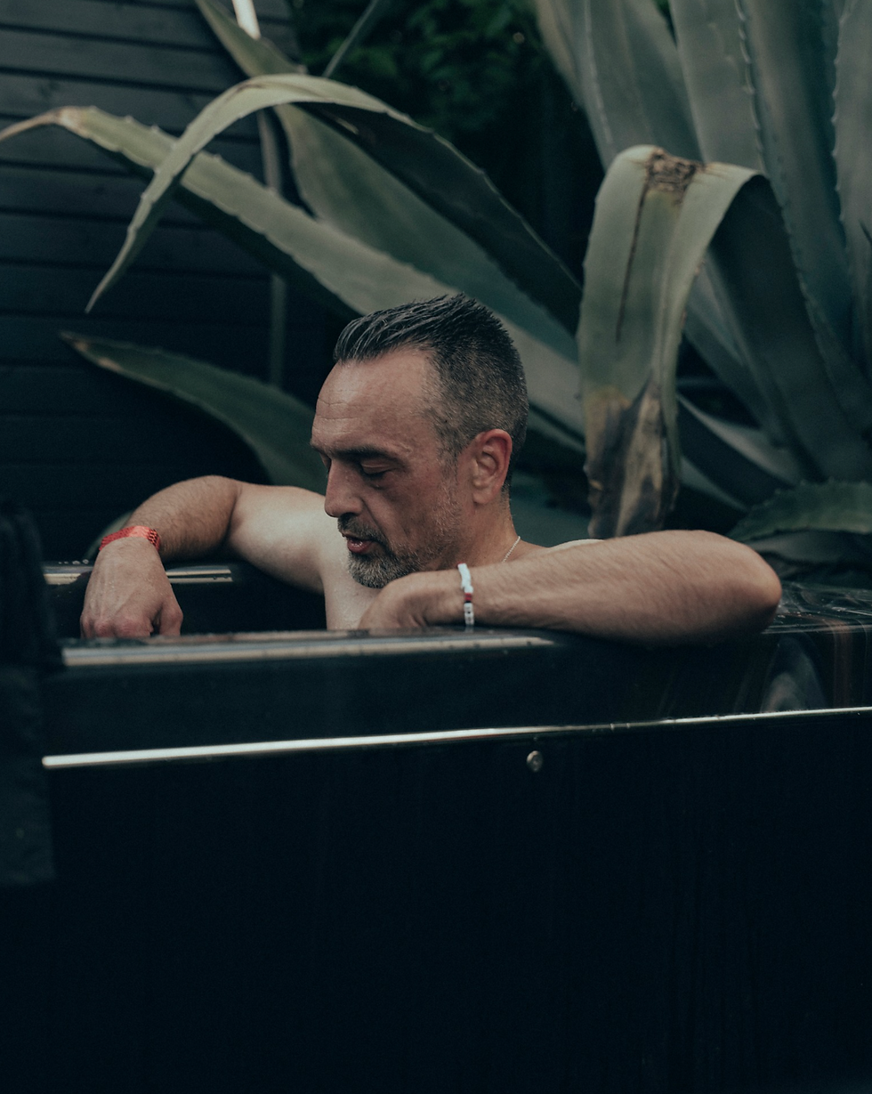 How Long Should You Cold Plunge? A Beginner Guide