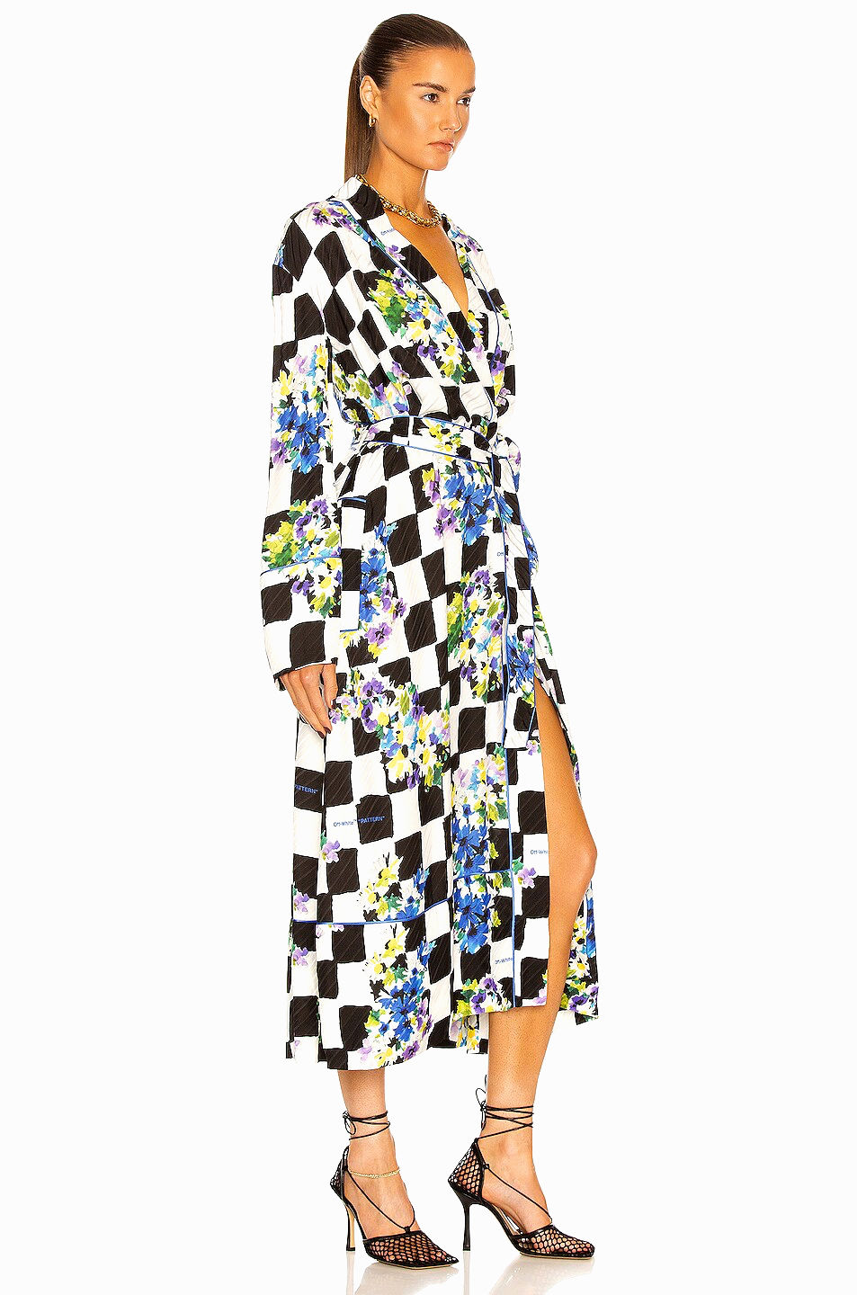 Thumbnail: Off-White Check Flowers Pajama Robe