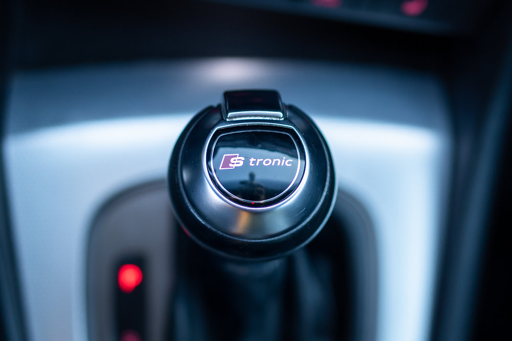 DCTフルードとは、どんな種類のオイル？エンジンオイルのような規格が