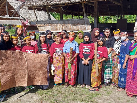 Pelatihan Pembuatan Kain Kulit Kayu di Ngata Toro