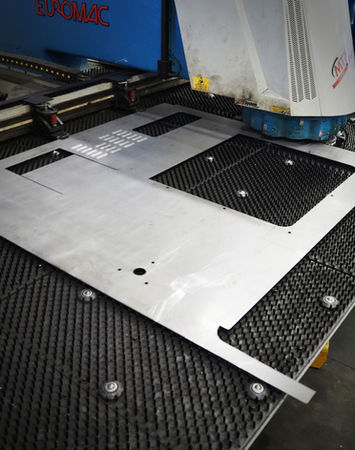 laserati in punzonatrice