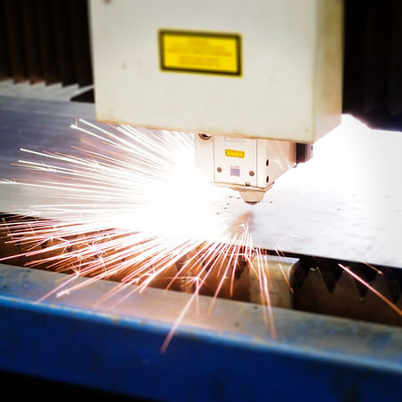 Taglio laser alluminio di carpenteria metallica eseguito dalla Carpenteria Luigi Cenghialta Vicenza