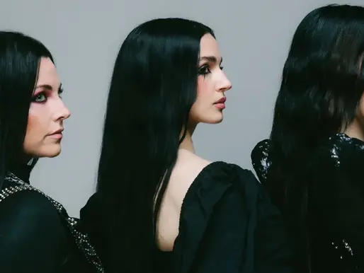 Amy Lee, Courtney Laplante ve Poppy Yeni Teklileri "End Of You"yu Tanıttı